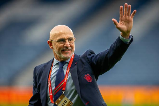 Luis de la Fuente, antes de un partido (Foto: Cordon Press).