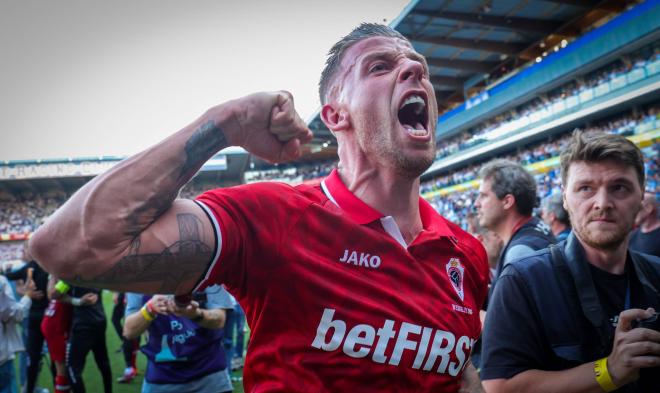 Toby Alderweireld celebra su gol para la liga del Amberes (Foto: Cordon Press).