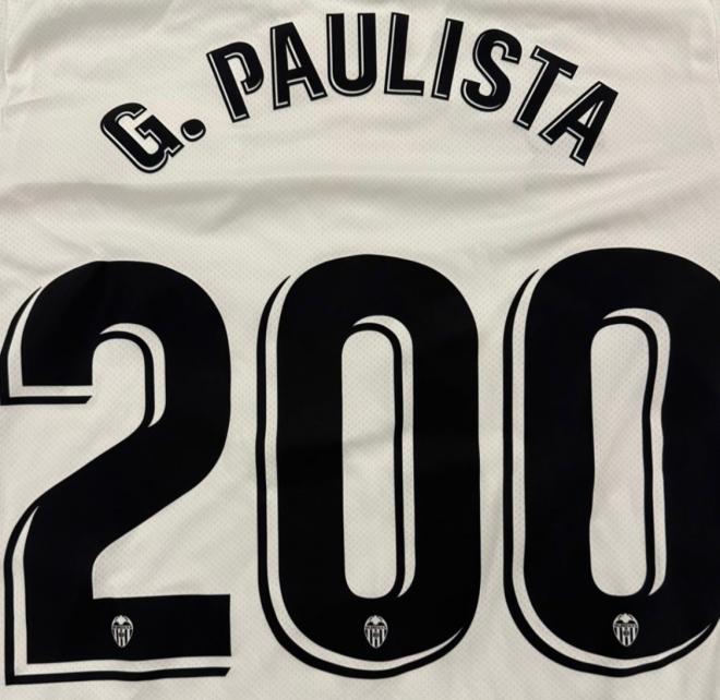 Gabriel Paulista cumple 200 partidos en el Valencia CF.