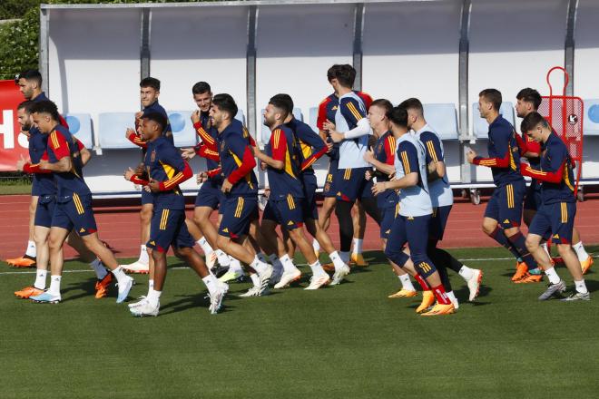 Entrenamiento de la selección española de fútbol (FOTO: EFE).