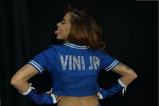 Anitta se acordó de Vinicius Jr durante la ceremonia de Champions.