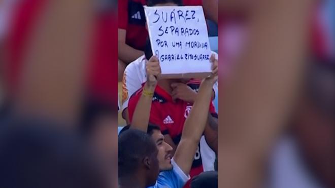 El cartel del doble de Suárez.