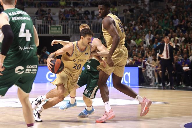 Nicolás Laprovittola durante el Unicaja-Barcelona. Fuente: Cordon Press