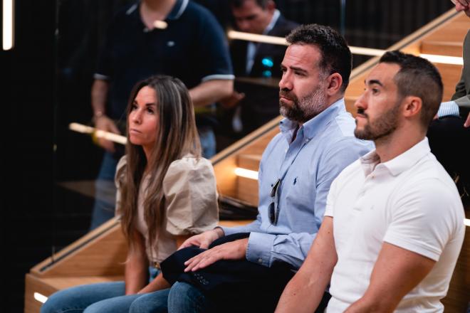 Alex Davidovich y Arantxa Sánchez Vicario hacen 'smash' a la presión del deportista de élite