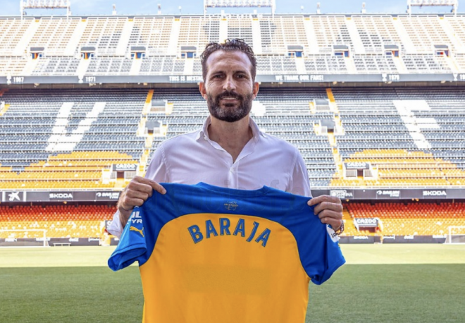 Baraja planifica la pretemporada del Valencia.