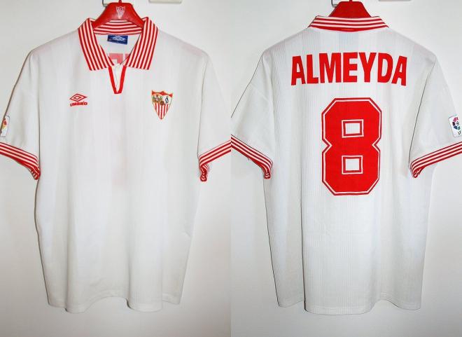 Camiseta del Sevilla de la temporada 97/98