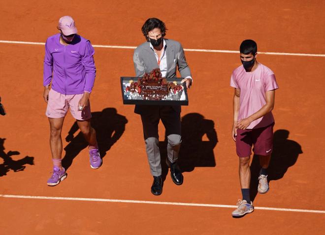 Feliciano junto a Rafa Nadal y Carlitos Alcaraz en la Mutua Madrid Open de 2021 (Foto: Cordon Press)