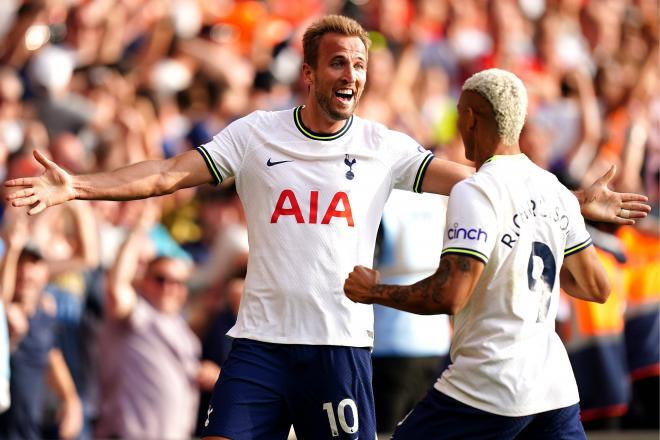 Harry Kane y Richarlison celebran un gol del Tottenham (Foto: Cordon Press).