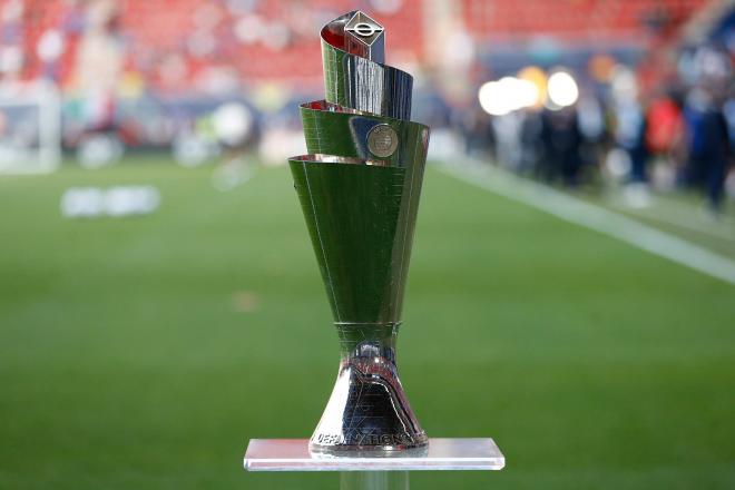 El trofeo de la UEFA Nations League (Foto: Cordon Press)