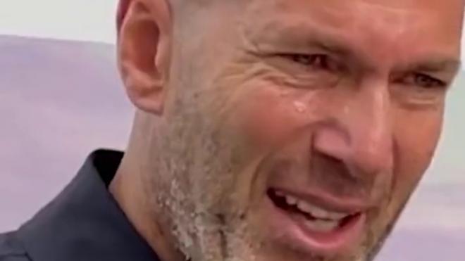 Zidane llora desconsolado. (Redes Sociales)
