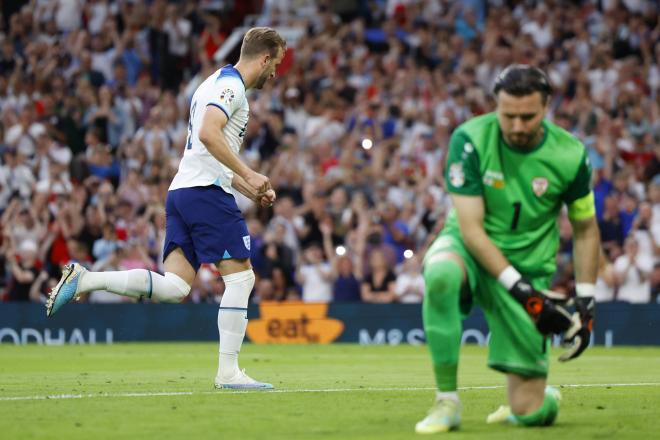 Harry Kane consigue uno de sus goles en el Inglaterra-Macedonia del Norte. Fuente: Cordon Press