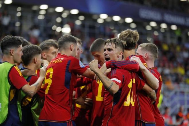 España celebra su victoria ante Rumania en el Europeo sub-21. Fuente: EFE