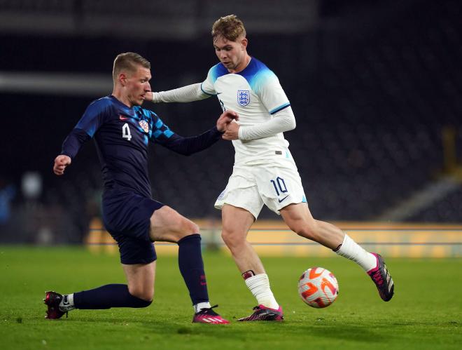 Smith Rowe volvió a marcar con la Inglaterra sub-21. Fuente: Cordon Press