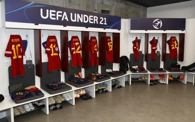 La camiseta de Gabri Veiga en el vestuario de la sub 21 (Foto: RFEF).