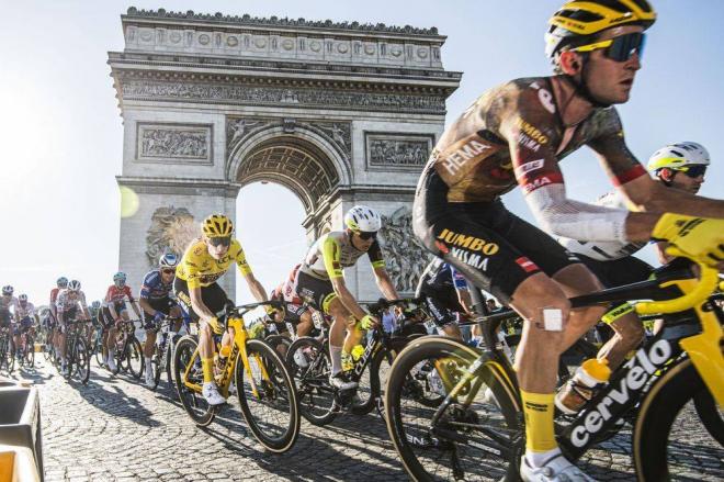 La Unión Ciclista Internacional (UCI) presenta su programa antidopaje y de fraude tecnológico para el Tour de Francia (Foto: Cordon Press)