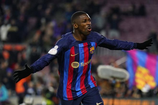 Ousmane Dembélé celebrando un gol con el Barcelona (Foto: Cordon Press).
