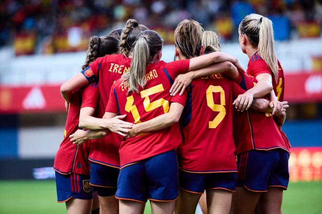 Celebración de la selección española femenina (Foto: @SeFutbolFem).