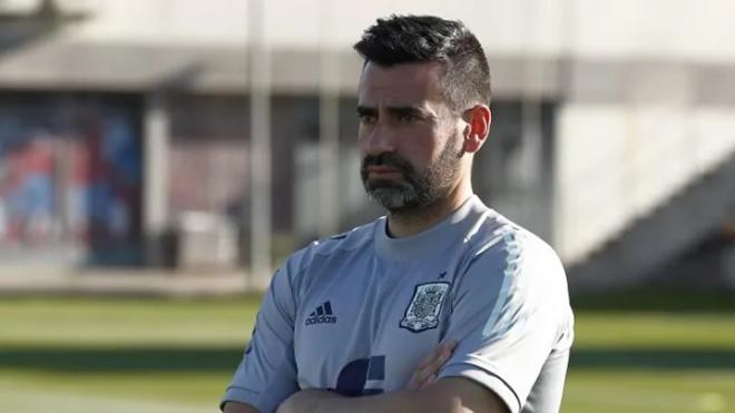 José Lana, seleccionador español sub-19 en la Eurocopa. Fuente: RFEF