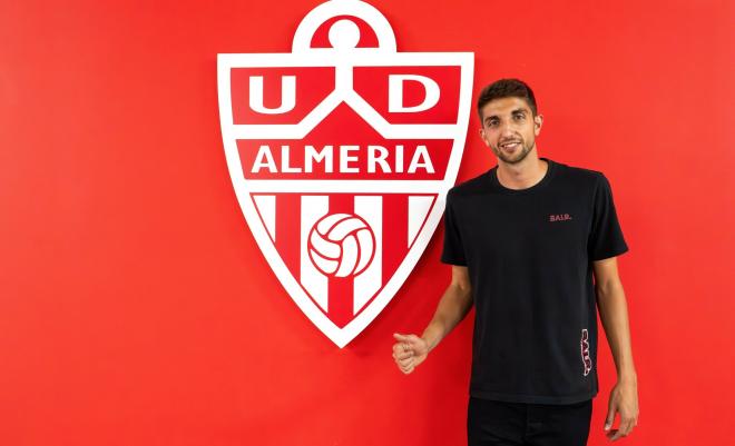 Edgar, nuevo jugador del Almería.