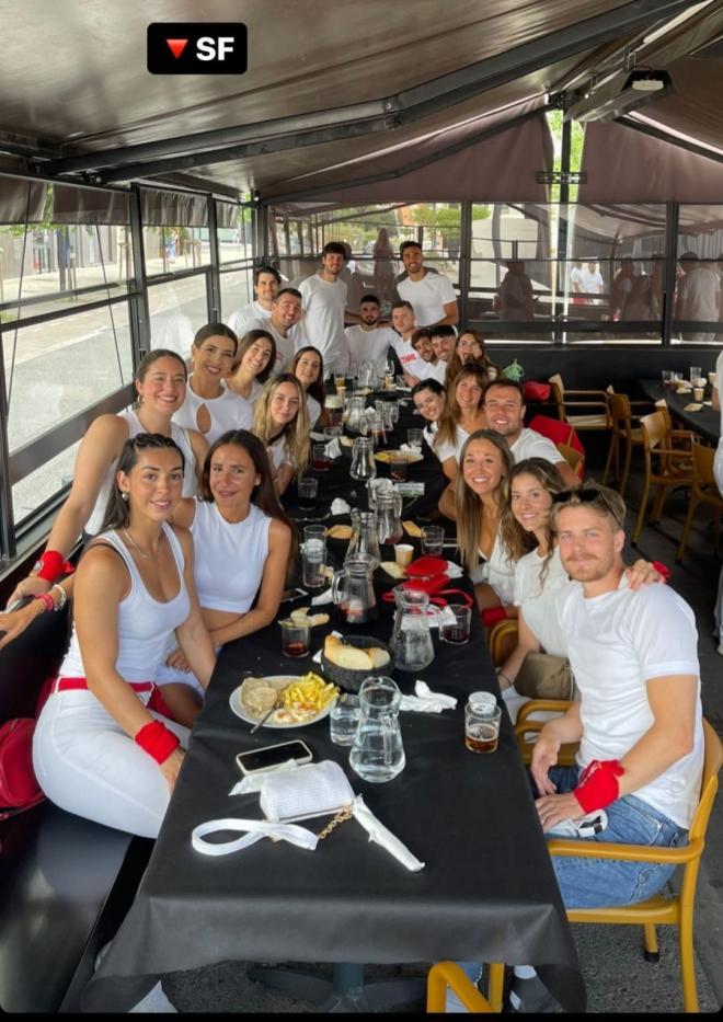 Mikel Merino también celebró el inicio de las fiestas de San Fermín.