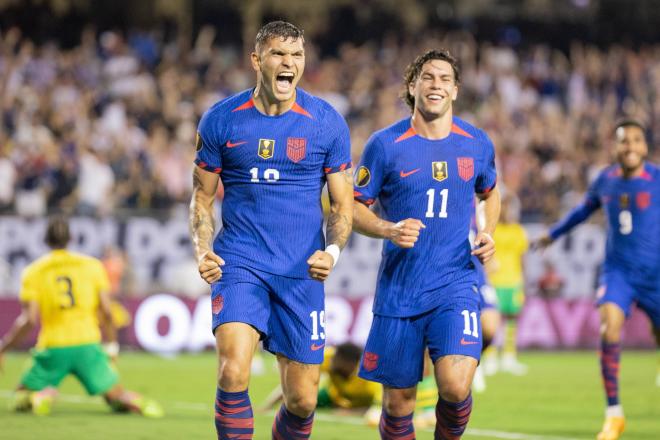 Brandon Vázquez celebra un gol con Estados Unidos en la Copa Oro. Fuente: Cordon Press.