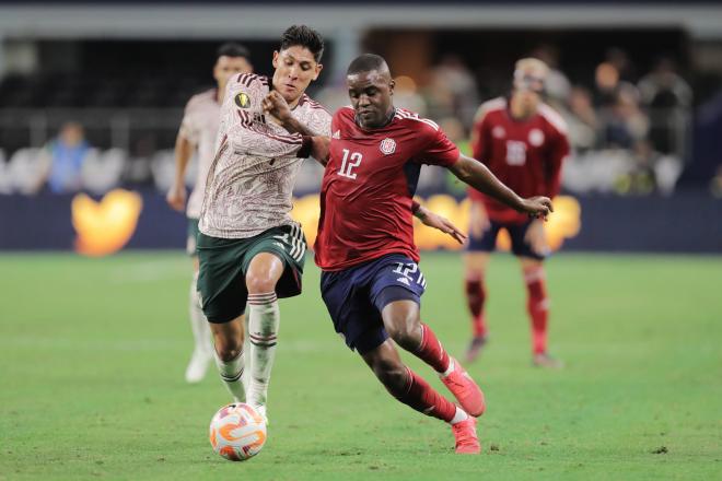 Encuentro entre México y Costa Rica en la Copa Oro. Fuente: Cordon Press.