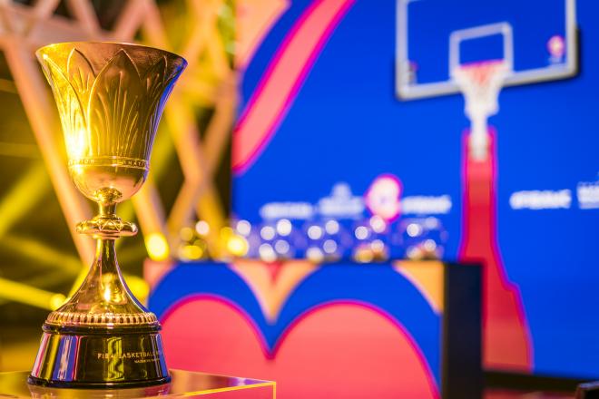 El trofeo del Mundial de Baloncesto 2023 (Foto: FIBA)