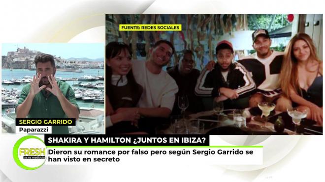 Sergio Garrido dando la información de Shakira y Hamilton