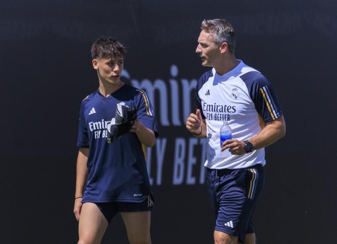 Arda Güler, en un entrenamiento con el Real Madrid en Los Ángeles (Foto: Cordon Press).