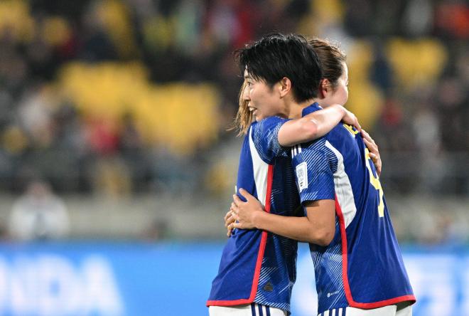 Las jugadoras de Japón celebran un gol ante España (Foto: Cordon Press).