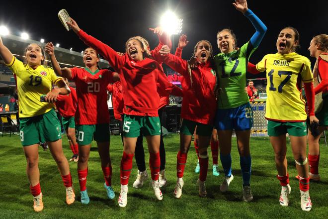 Las jugadoras de Marruecos celebran la clasificación a octavos (FOTO: EFE).