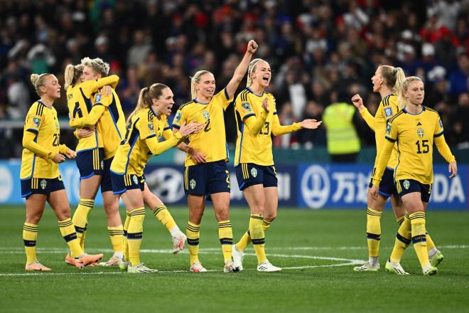 Las jugadoras de Suecia celebra el pase ante Estados Unidos (FOTO: EFE).