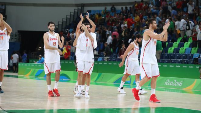 La selección española de baloncesto, al finalizar un partido (Cordon Press)