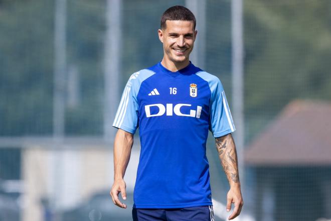 Jaime Seoane, en un entrenamiento (Foto: Real Oviedo).