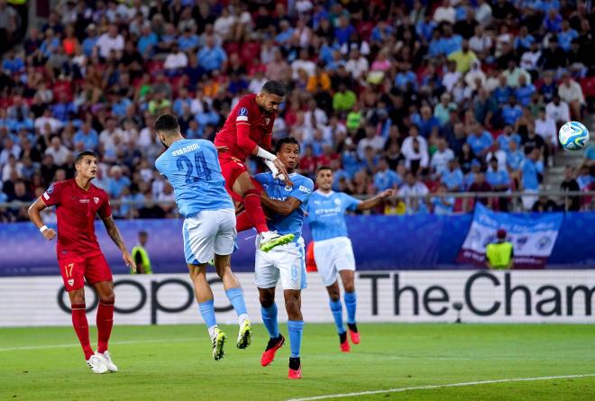 En-Nesyri, en la jugada del gol (Foto: Cordonpress)