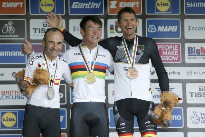 Ricardo Ten, a la izquierda; Weicong Liang, en el centro; y Michael Teuber, a la derecha (Foto: Cordon press)