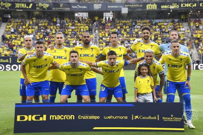 El once del Cádiz ante el Almería (Foto: Cádiz CF).