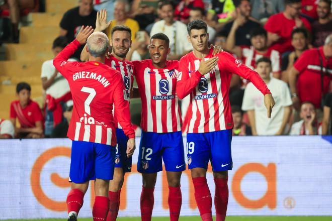 Morata, Lino, Saúl y Griezmann celebran uno de los goles del Atlético (FOTO: EFE).