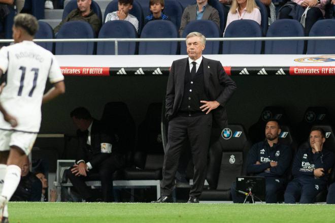 Carlo Ancelotti, durante el Real Madrid-Getafe (Foto: Cordon Press).