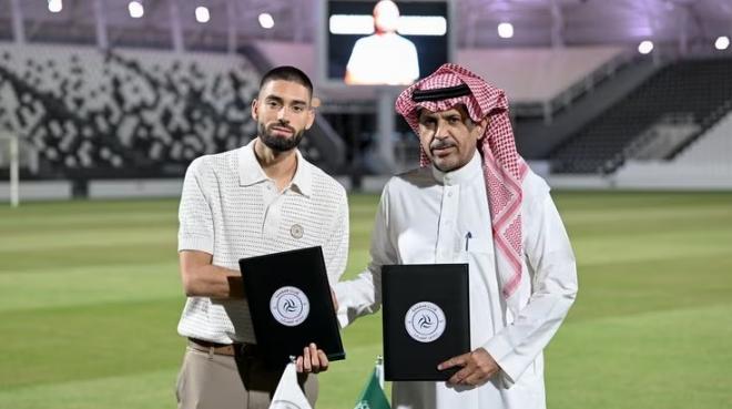 Yannick Carrasco, nuevo jugador del Al-Shabab. Fuente: AlShababSaudiFC