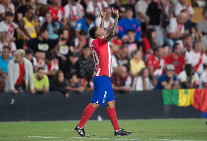 Correa celebra su gol ante el Rayo Vallecano (Foto: Cordon Press)