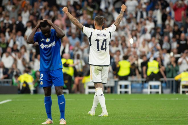 Joselu, fichado por Florentino Pérez, celebra su gol en el Real Madrid-Getafe (FOTO: Cordón Press).