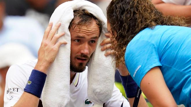 Medvedev, rival de Alcaraz en US Open, se queja de las condiciones extremas: 