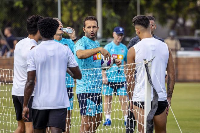 Baraja durante un entrenamiento en Paterna