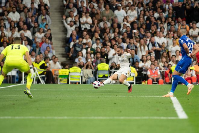 Carvajal, en un jugada del Real Madrid-Getafe (Foto: Cordon Press).