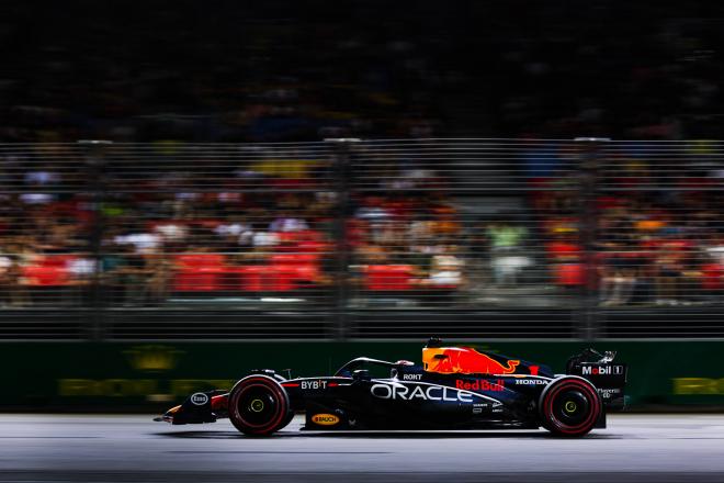 Max Verstappen, con Red Bull, en el GP de Singapur (Foto: Cordon Press).