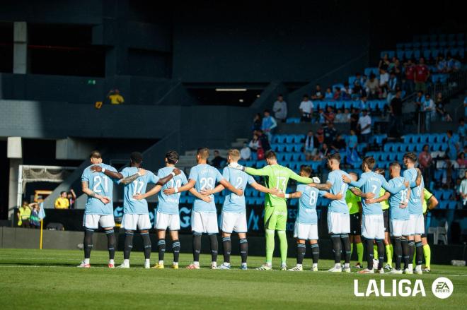 Minuto de silencio en el Celta - Mallorca (Foto: LALIGA).