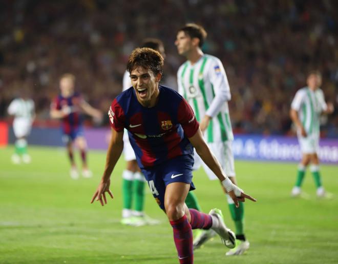 Joao Félix celebrando su primer gol con el Barcelona (Foto: Cordon Press).