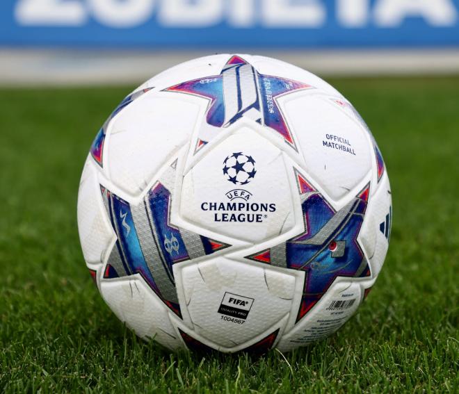 El balón de la Champions League (Foto: Real Sociedad).