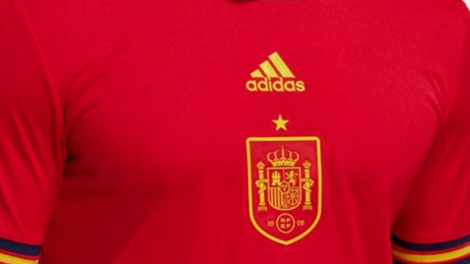 Los dos equipos, masculino y femenino, tendrán el mismo nombre: Selección Española de Fútbol